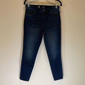 Kut Blue Skinny Leg Blue Jeans